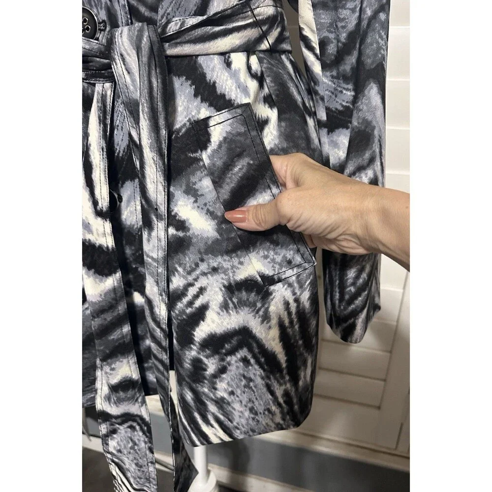 Susan Graver Women Size L Animal Print Zebra Black Grey Lined Jacket Boho